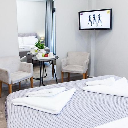 Апартаменты A Spacious Brand New Studio Ideal For 2 A Афины Экстерьер фото